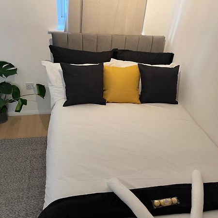 Cosy Flat Behind A Creekbeach In Grays Exterior foto