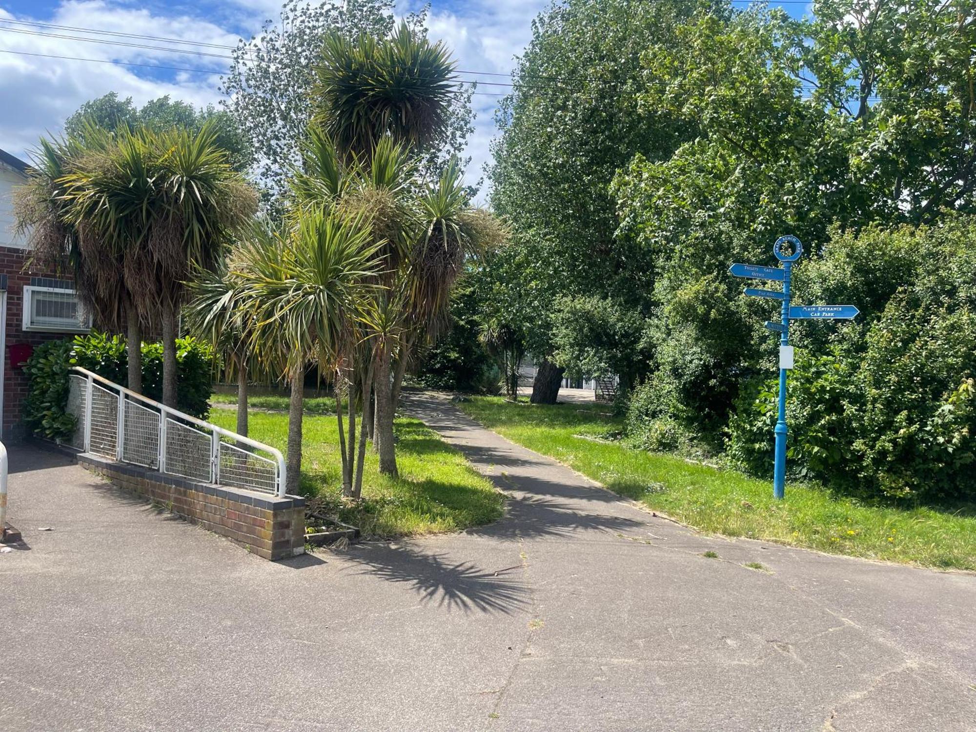 Cosy Flat Behind A Creekbeach In Grays Exterior foto